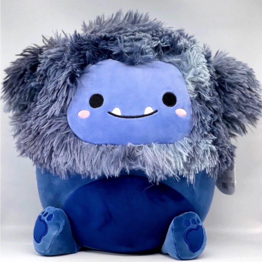 Dani The Bigfoot Plushie - Squishmellow